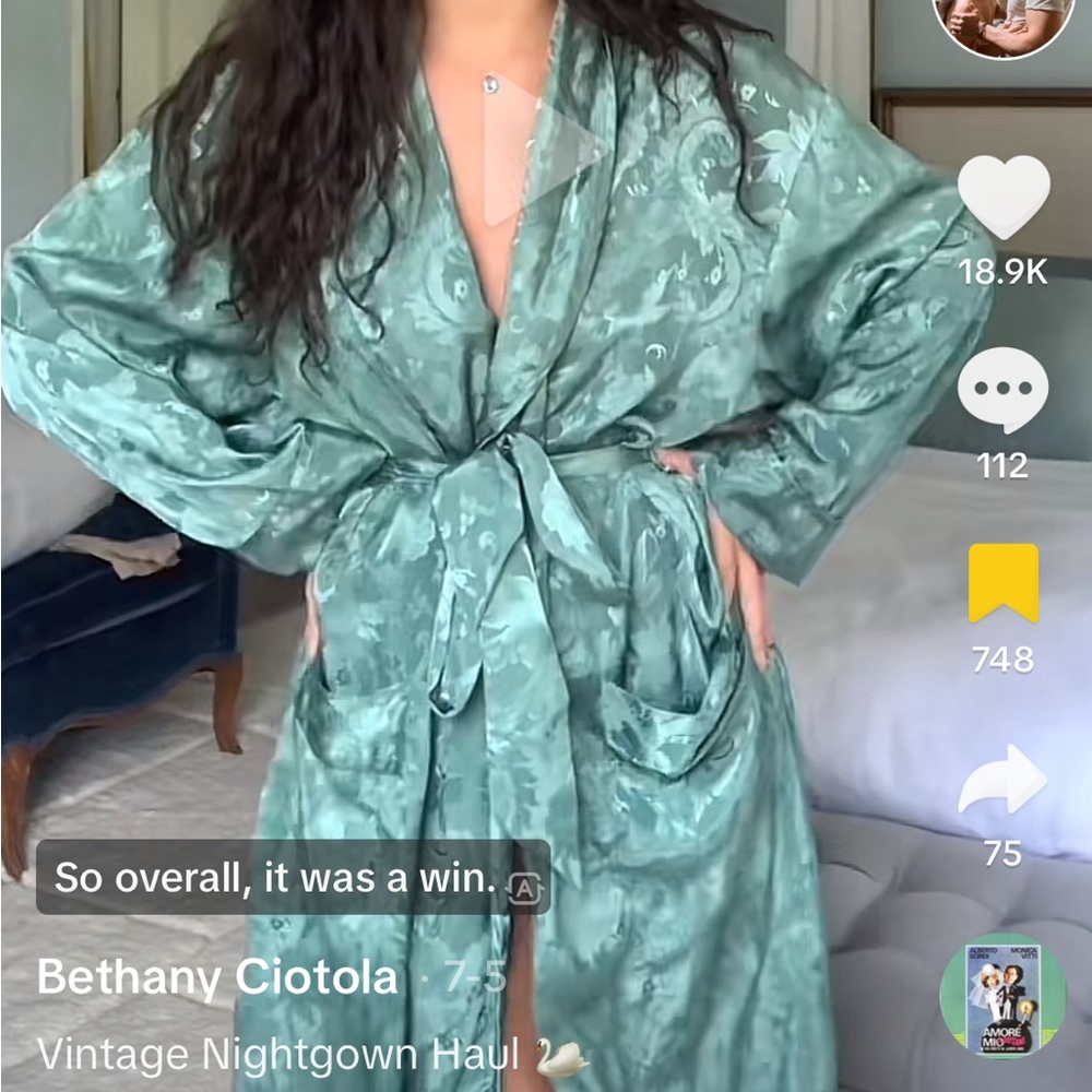 Vintage Gold Label Victoria's Secret Robe- Green Small